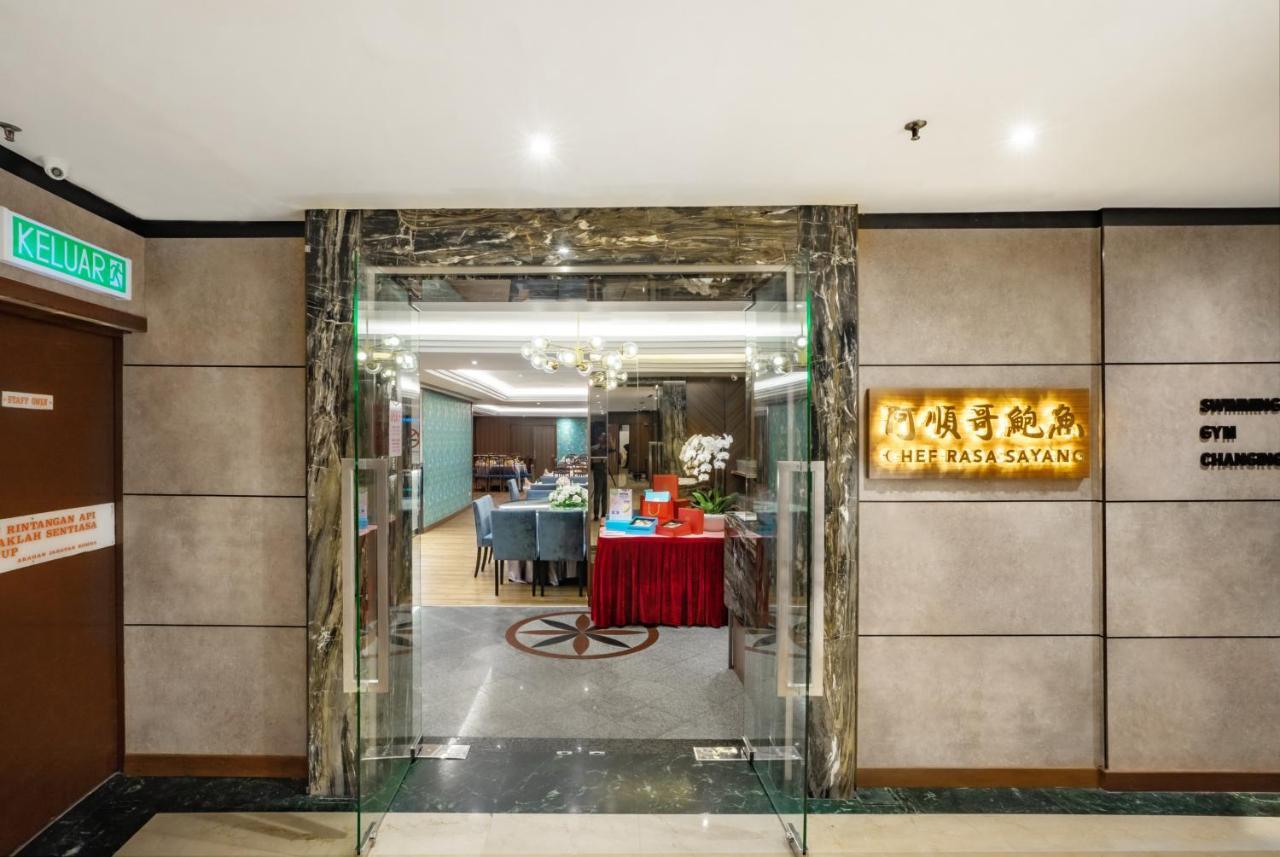 Crystal Crown Hotel Petaling Jaya Exteriör bild